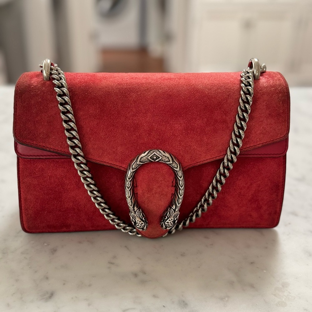 Medium red Gucci bag